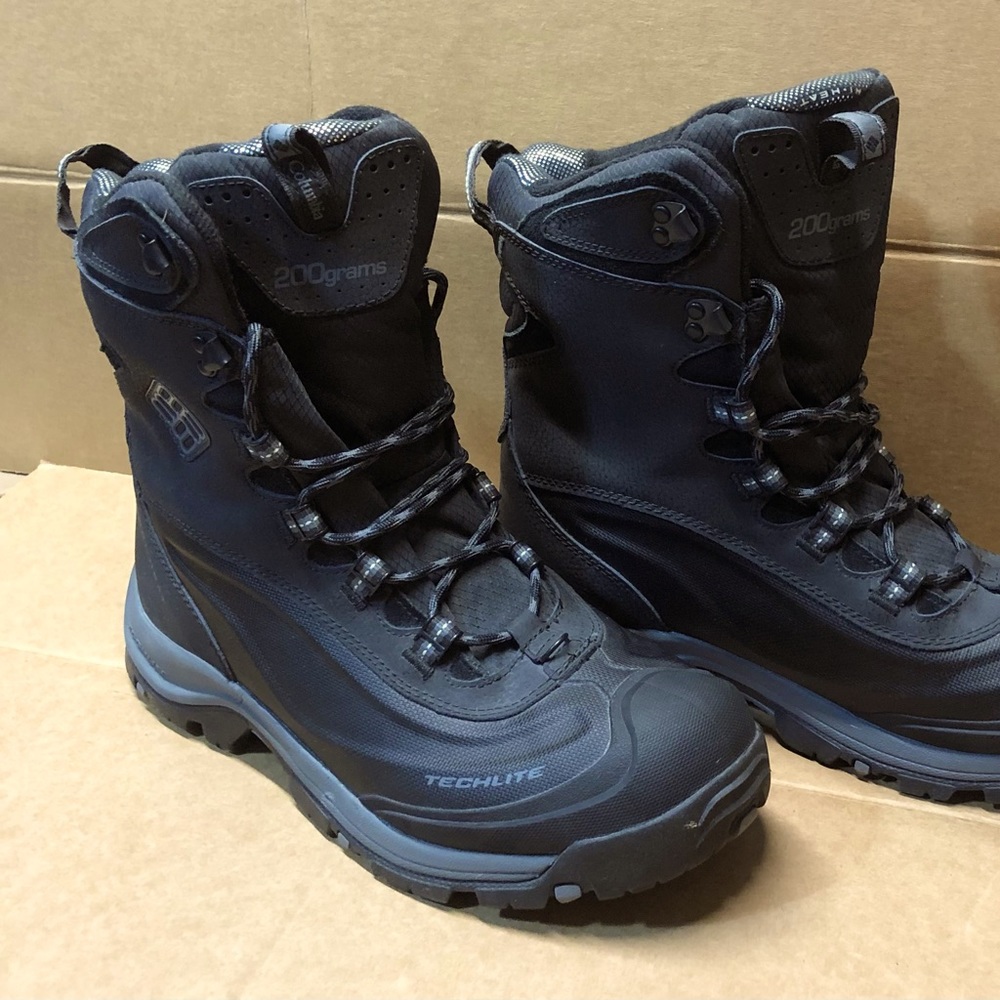 Boots Brand New Mens Columbia Tech Lite all weather. Never worn.